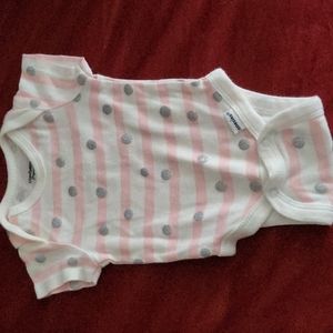 Gerber Newborn white and pink with silver polka dots